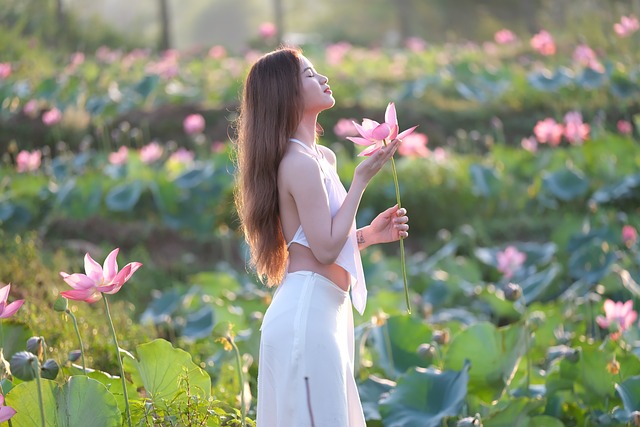嫉妒心起，爱情危矣！如何破局？