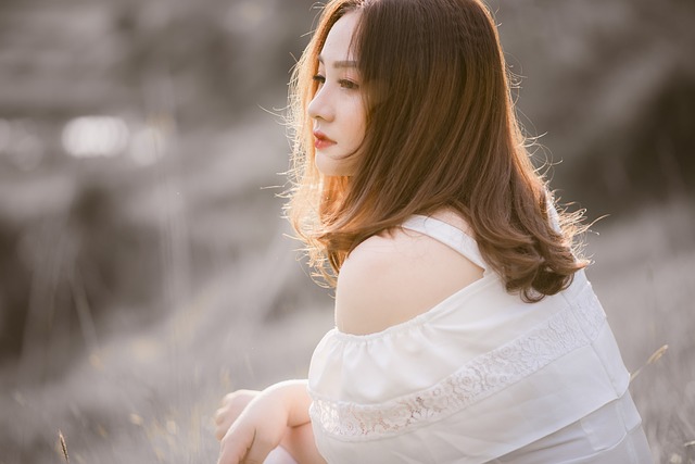 深陷-情感问题？试试从容待岁月，微笑向生活的治愈力量