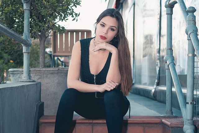 情感咨询-私藏！20 句哄女生金句，把「小仙女」夸到心花怒放的秘诀