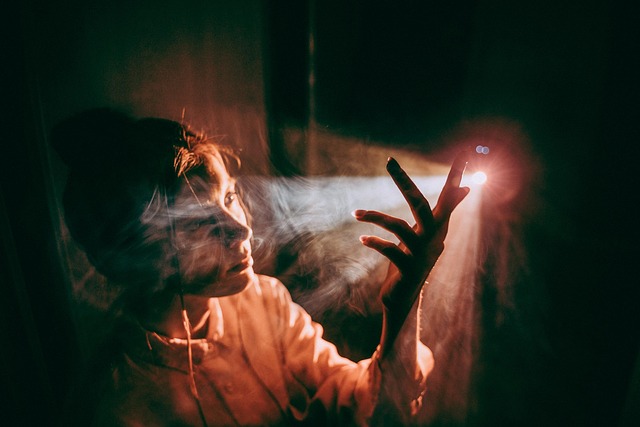 挽回女友,相亲约会,搭讪聊天,情感咨询,生活失去控制时如何稳定情绪
