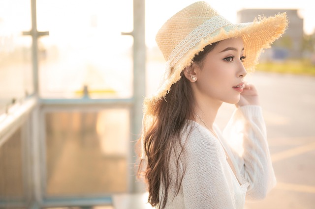 情感咨询,分手复合,情感挽回,挽回婚姻,参加前男友婚礼情绪崩溃怎么办