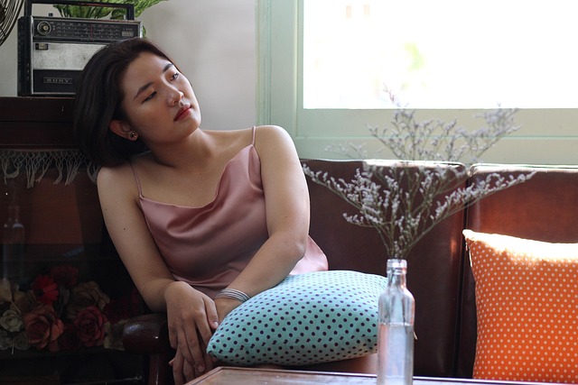 情感咨询,婚姻危机,情感挽回,恋爱脱单,为什么感情越努力越糟糕