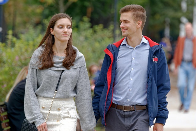 情感咨询,分手复合,情感挽回,挽回婚姻,如何向高中男友解释对学长好感