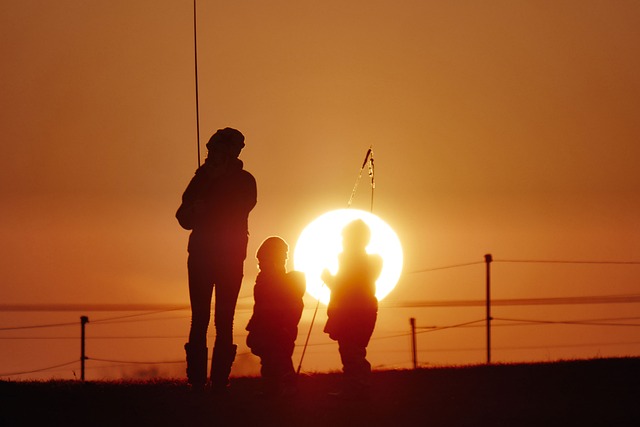 情感挽回,分手复合技巧,如何挽回前任,情感咨询,外遇后的婚姻还能修复吗