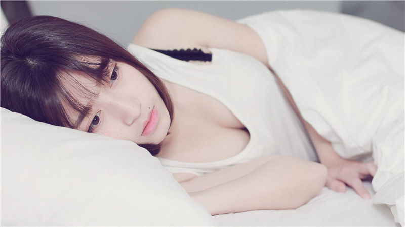 男朋友出轨要不要去抓？容易出轨的女人性格是怎么样的呢？