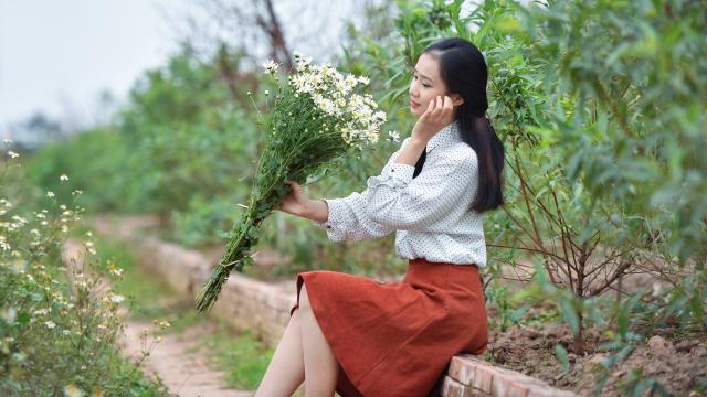 和闺蜜冷战很久和好后很尴尬怎么办？