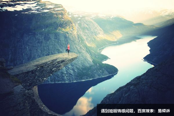 情感文案｜人总是在深夜有着各种各样的情绪