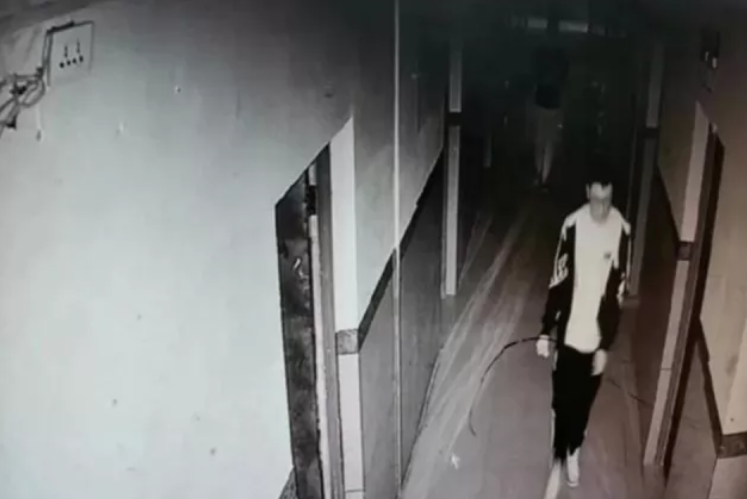 刚刚通报：胡鑫宇遗体被发现！