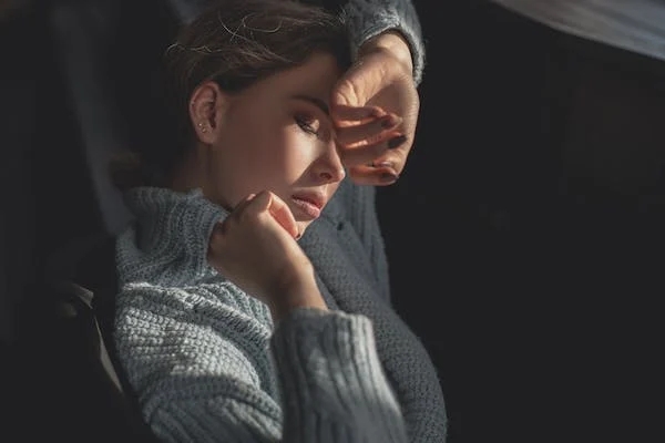 婆婆控制欲强，面对绪不稳定的她，我怎么保护好自己？