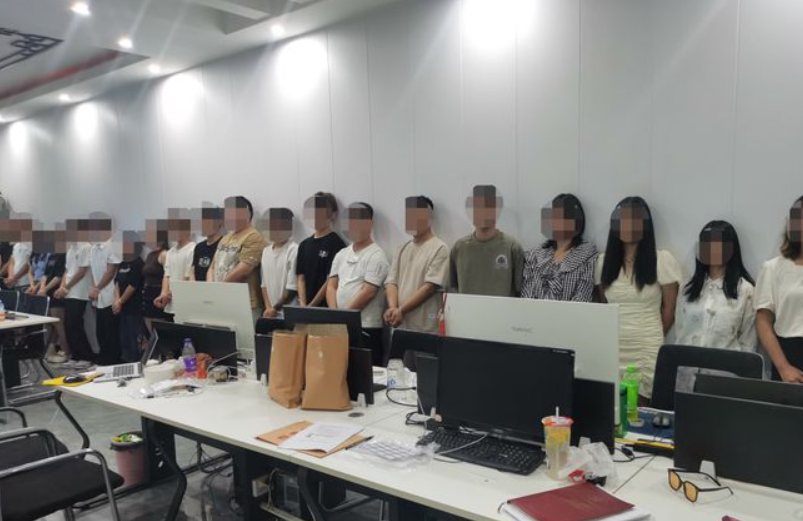 女主播被要求5天内恋爱专骗痴情男：网恋心理分析